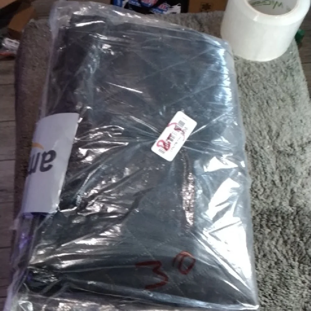 Black Pets Quilted Car Seat Cover